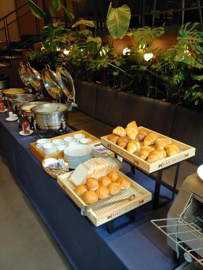 Hotel Icc Теджън Екстериор снимка