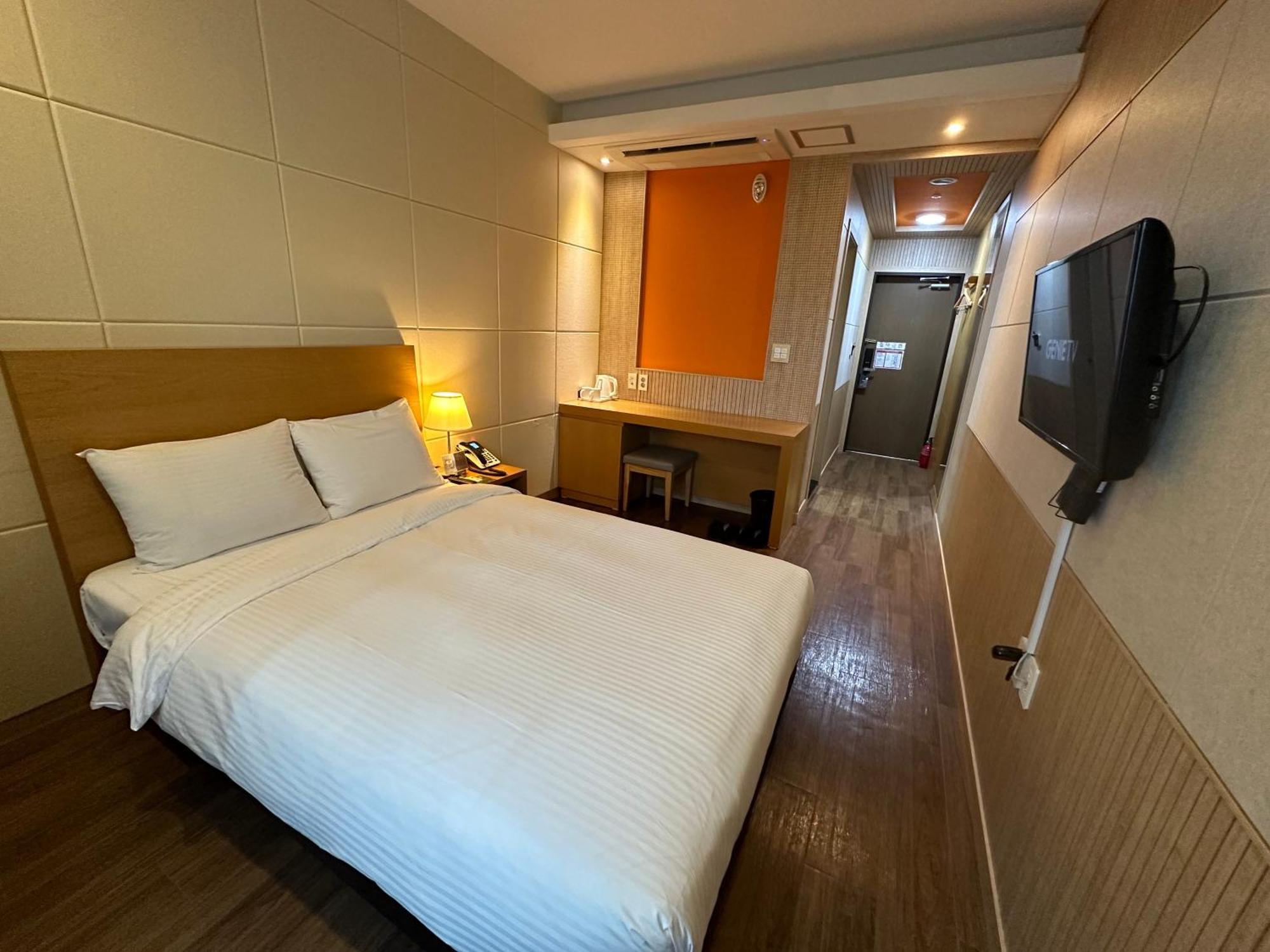Hotel Icc Теджън Екстериор снимка