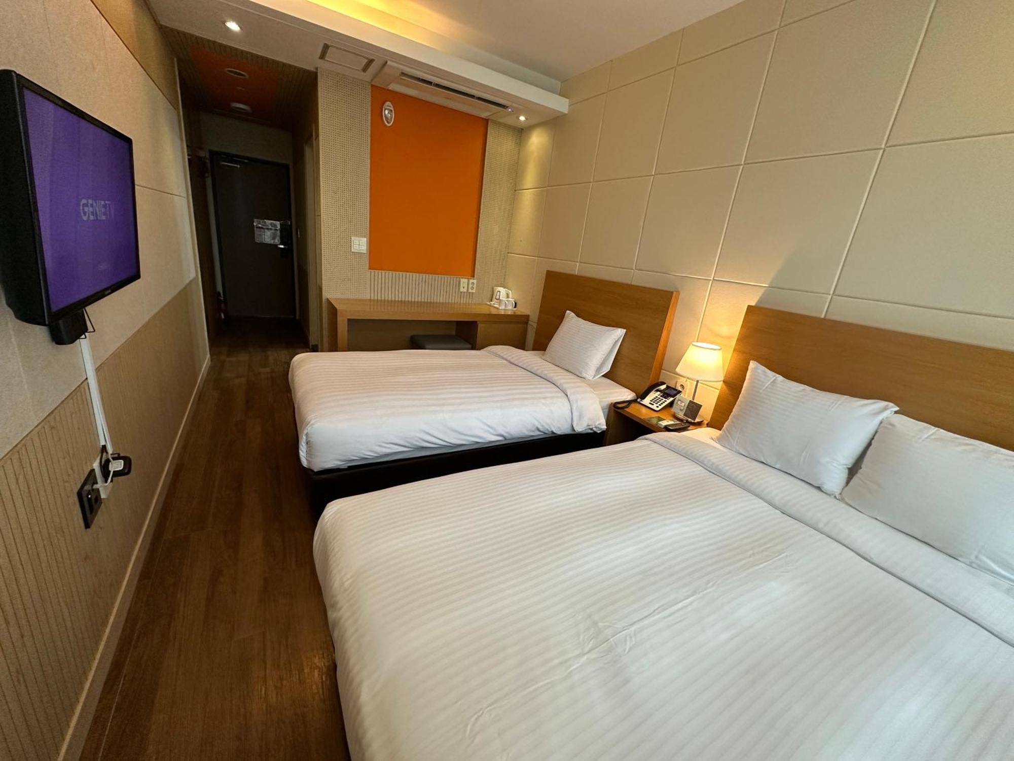 Hotel Icc Теджън Екстериор снимка