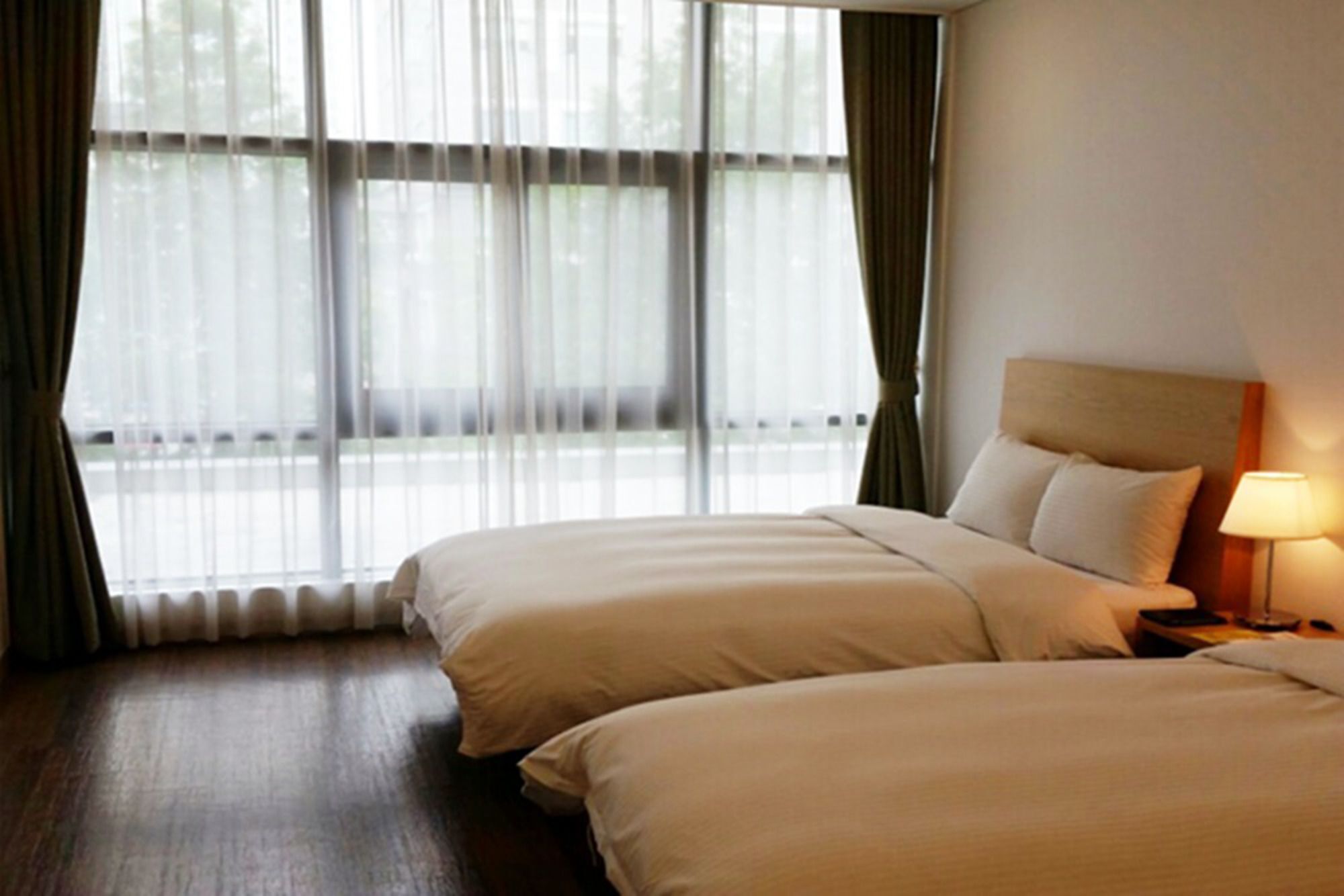 Hotel Icc Теджън Екстериор снимка